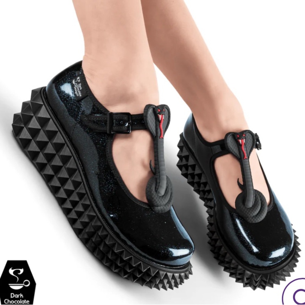EUC DarkChocolateDesigns Chocolaticas Cobra Studded Shimmer Platform Mary Janes